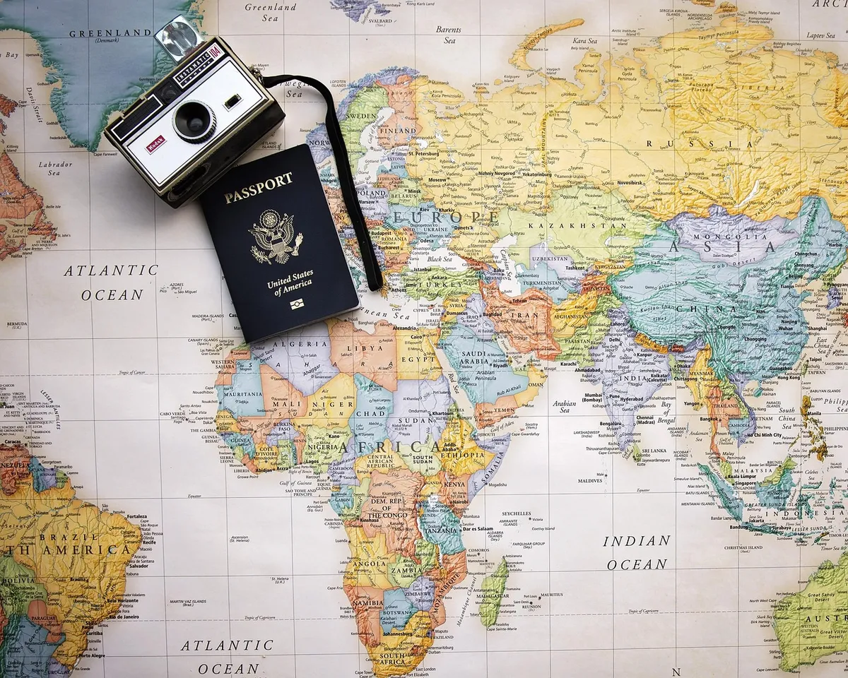 護照、世界地圖、地圖、世界、行程、旅遊、假期、旅行、規劃、相機