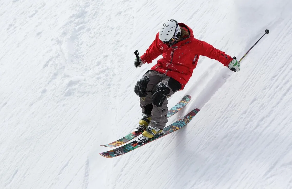 man, skier, ski, skiing, snow, slopes, snow slopes, extreme sports, winter sports, sports, alps, alpine, activity, downhill, movement, nature, speed, winter, wi